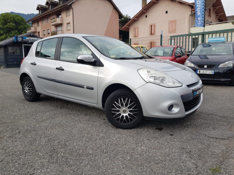 RENAULT CLIO III 1.2i 75CV YAHOO