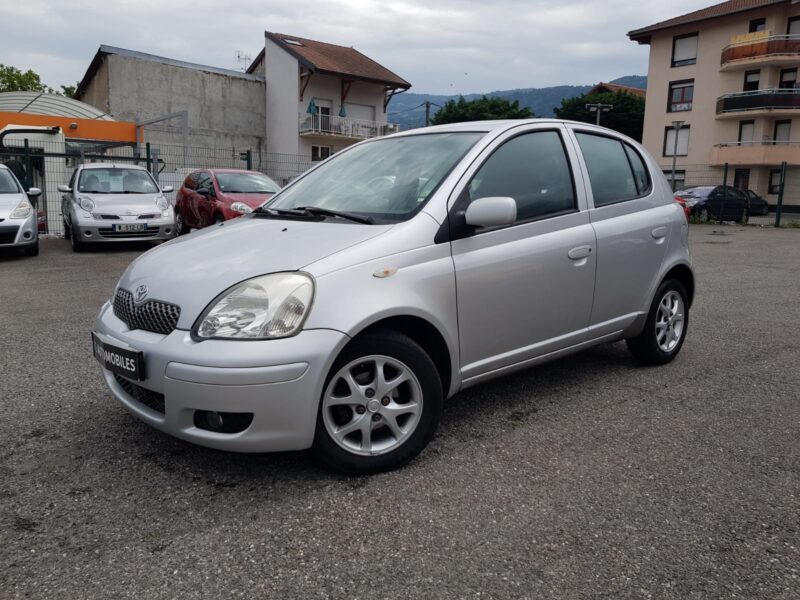 TOYOTA YARIS I 1.3i 87CV SOL