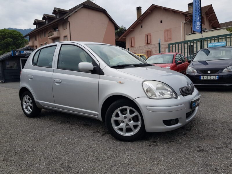 TOYOTA YARIS I 1.3i 87CV SOL