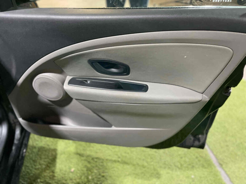 RENAULT MEGANE 2011 1.5 dCi 90Ch