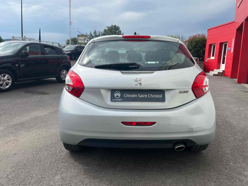 PEUGEOT 208 I 1.4 VTI 95 ALLURE