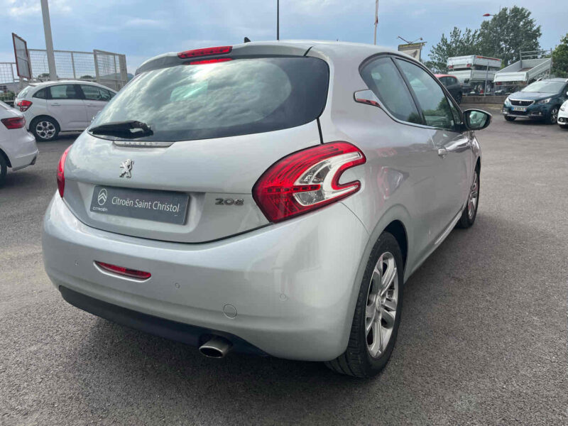 PEUGEOT 208 I 1.4 VTI 95 ALLURE