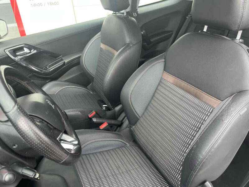 PEUGEOT 208 I 1.4 VTI 95 ALLURE