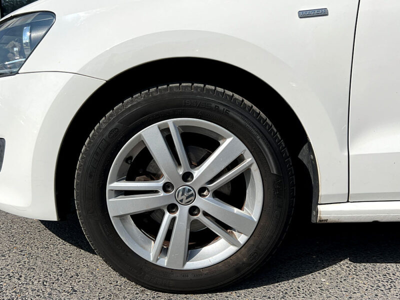 VOLKSWAGEN POLO V 5 MATCH 1.2 60 Cv 1ERE MAIN / 5 PORTES CRIT AIR 1 - Garantie1an