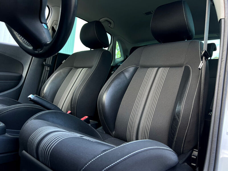 VOLKSWAGEN POLO V 5 MATCH 1.2 60 Cv 1ERE MAIN / 5 PORTES CRIT AIR 1 - Garantie1an