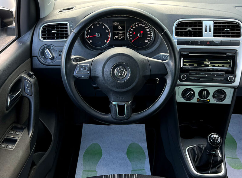 VOLKSWAGEN POLO V 5 MATCH 1.2 60 Cv 1ERE MAIN / 5 PORTES CRIT AIR 1 - Garantie1an
