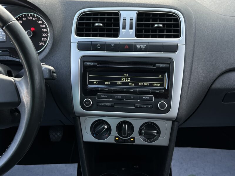 VOLKSWAGEN POLO V 5 MATCH 1.2 60 Cv 1ERE MAIN / 5 PORTES CRIT AIR 1 - Garantie1an