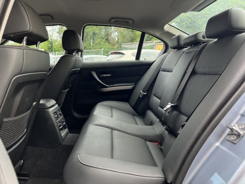 BMW SERIE 3 E90 PHASE 2 LCI 318i 2.0 143 Cv EDITION LUXE / BOITE AUTO CUIR CRIT AIR 1 - Garantie1an