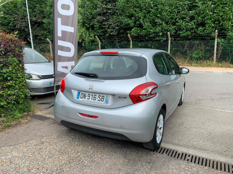 PEUGEOT 208 I 1.4HDI 75CV