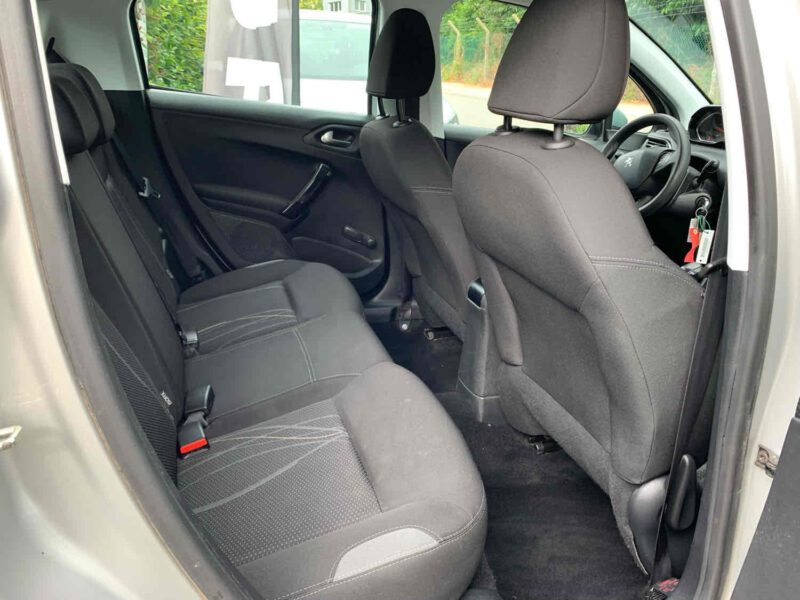 PEUGEOT 208 I 1.4HDI 75CV