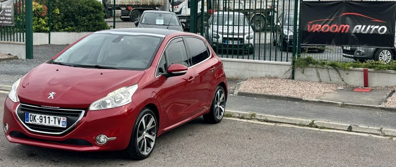 PEUGEOT 208 2014