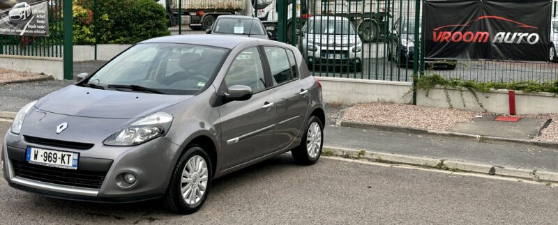 RENAULT CLIO 2009