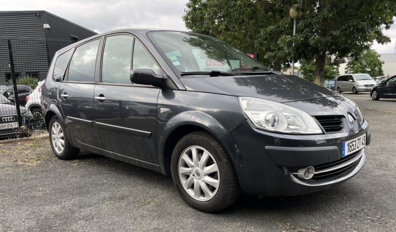 RENAULT GRAND SCÉNIC II 2007