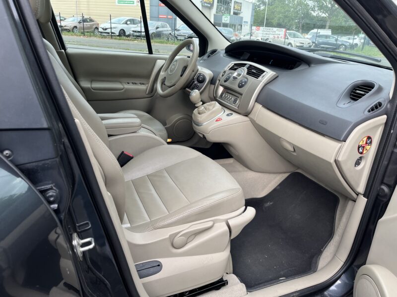 RENAULT GRAND SCÉNIC II 2007