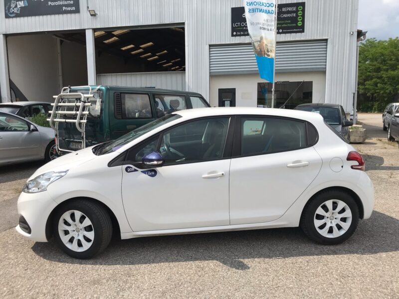 PEUGEOT 208 I ph2 - 1.2 VTi 68cv LIKE - GARANTIE 6 MOIS