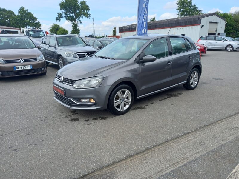 VOLKSWAGEN POLO V 2015