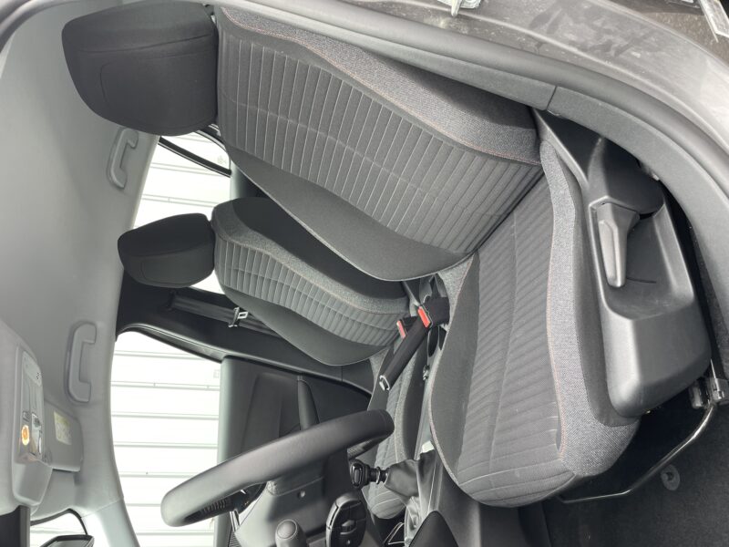 PEUGEOT 208 II 1.2 PURETECH 100 ACTIVE Garantie 12 Mois 