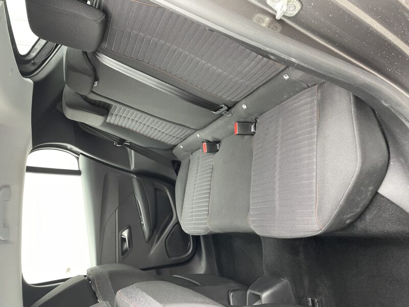 PEUGEOT 208 II 1.2 PURETECH 100 ACTIVE Garantie 12 Mois 