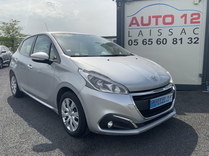 PEUGEOT 208  2016