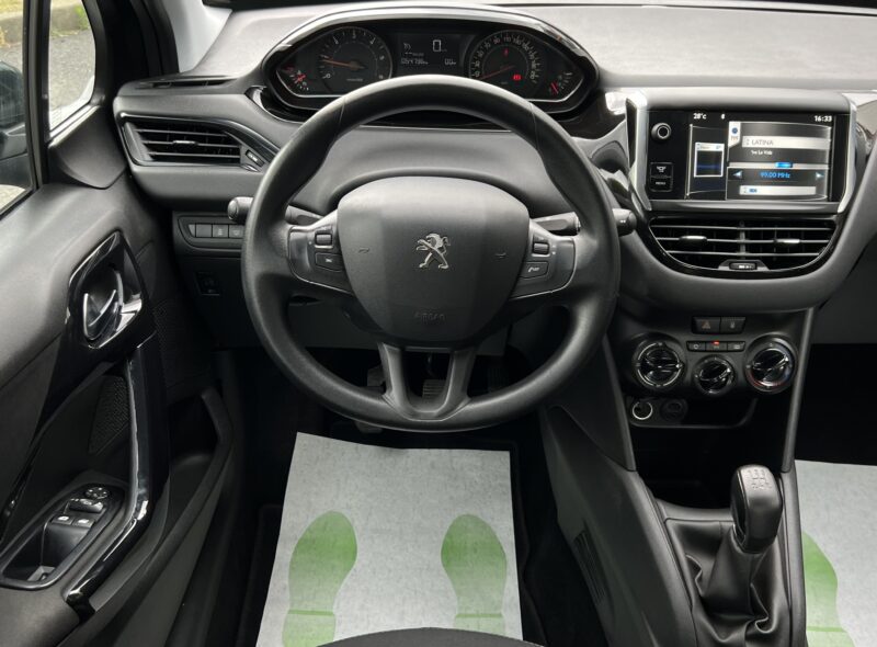 PEUGEOT 208 1.6 E HDI 92 Cv 54 700 Kms ECRAN TACTILE BLUETOOTH REGULATEUR Crit Air 2 - Garantie1an