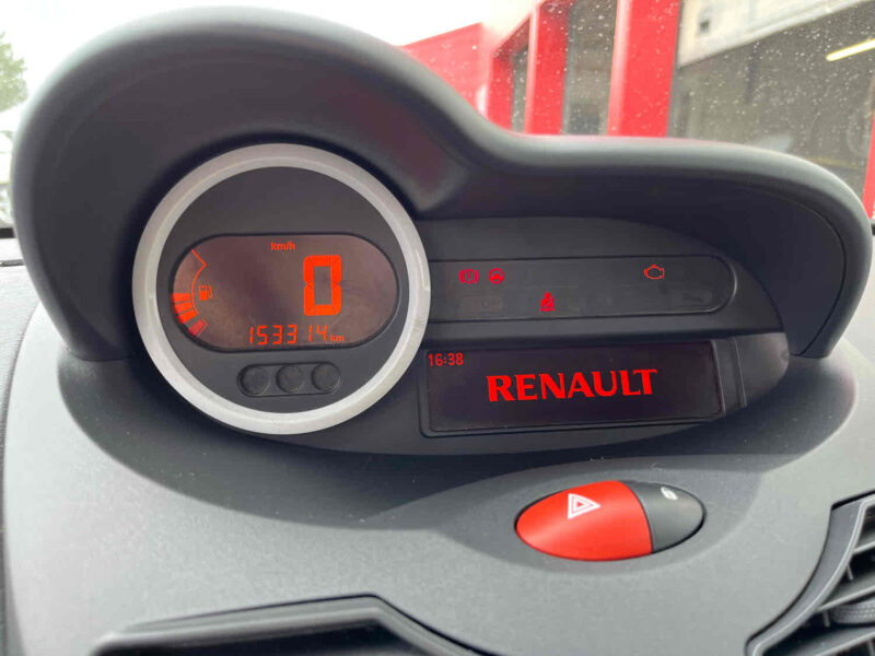 RENAULT TWINGO II YAHOO 1.2 16V 75cv  2011