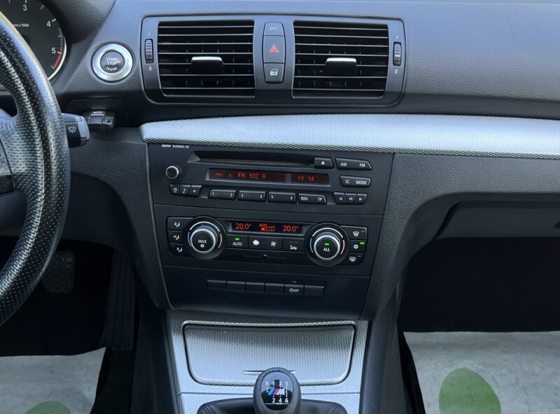 BMW SERIE 1 E81 118D PACK M SPORT 2.0 143 Cv TOIT OUVRANT / ORIGINE FRANCE - Garantie1an