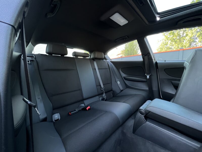 BMW SERIE 1 E81 118D PACK M SPORT 2.0 143 Cv TOIT OUVRANT / ORIGINE FRANCE - Garantie1an