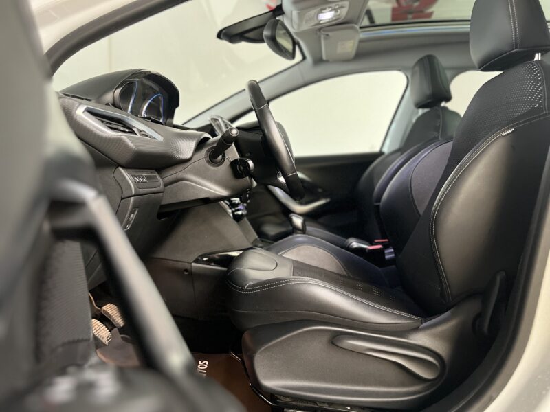 PEUGEOT 2008 1.2 PURETECH 110CH