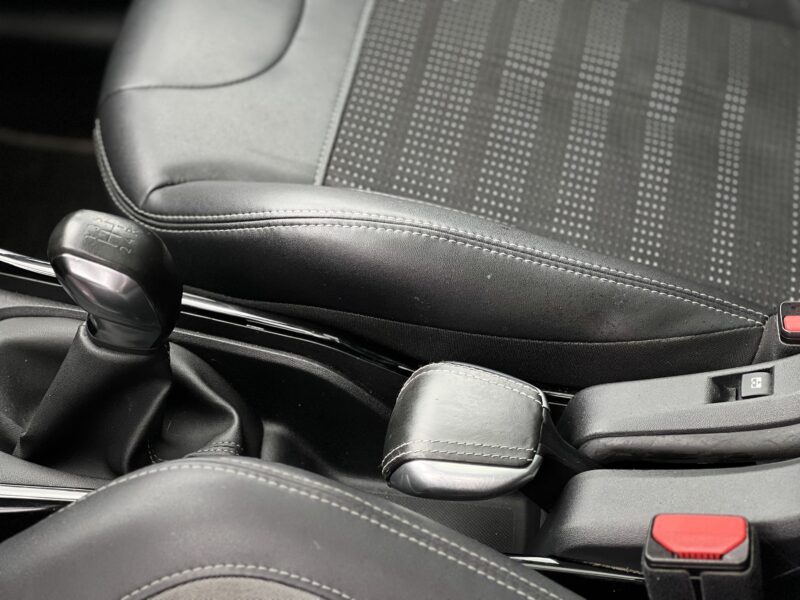 PEUGEOT 2008 1.2 PURETECH 110CH