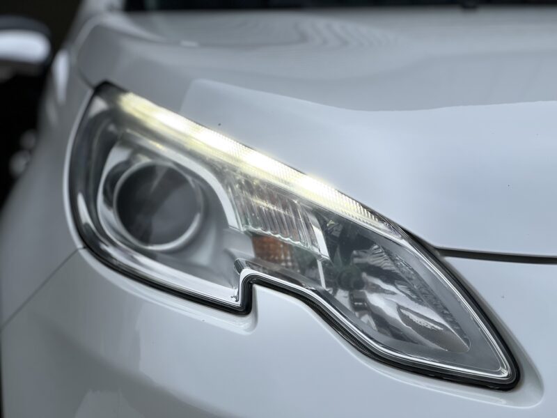 PEUGEOT 2008 1.2 PURETECH 110CH