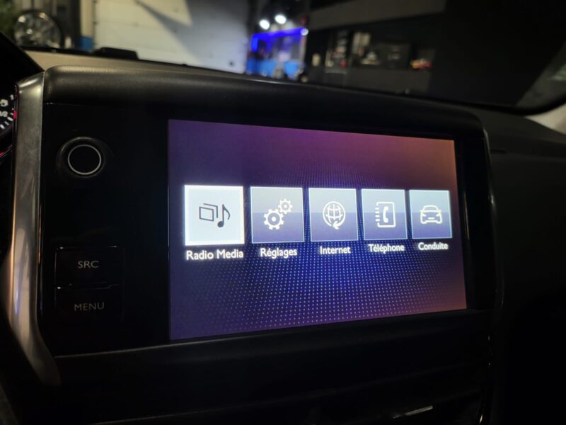 PEUGEOT 208 1.2 PURETECH 82CV STYLE 5P