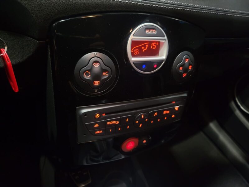 RENAULT CLIO 1.5 DCI 90CV INITIALE 5P