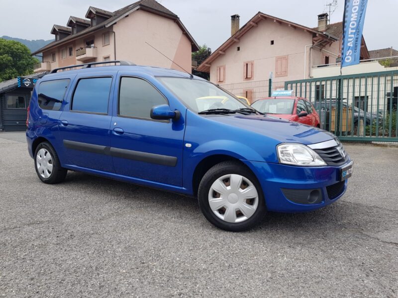 DACIA LOGAN MCV 1.6i 105CV LAUREATE 7PLACES
