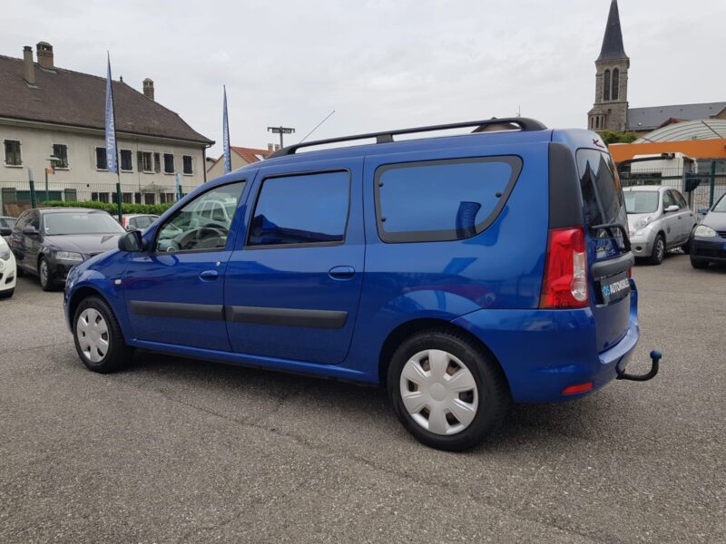 DACIA LOGAN MCV 1.6i 105CV LAUREATE 7PLACES