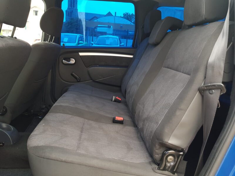 DACIA LOGAN MCV 1.6i 105CV LAUREATE 7PLACES