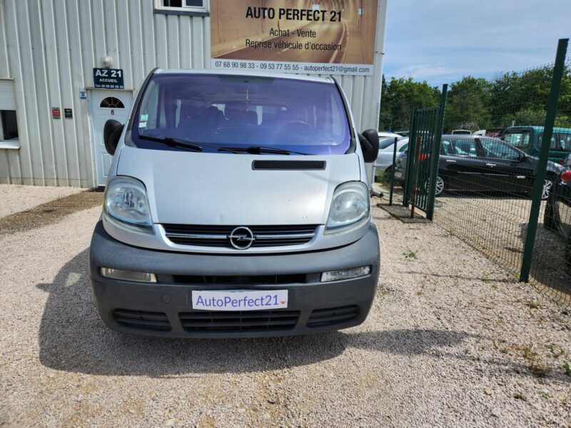 OPEL VIVARO A Autobus/Autocar 2003