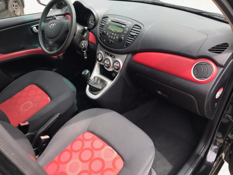 HYUNDAI i10 - 1.2 16V 78cv PACK COLOR CONFORT - GARANTIE 6 MOIS