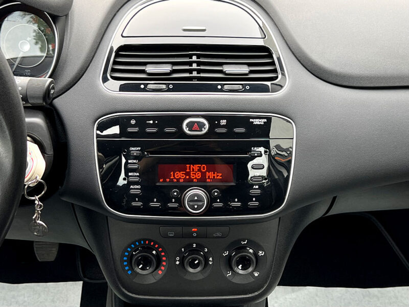 FIAT PUNTO ITALIA 1.2 69 Cv 40 800 Kms 5 PORTES KIT BLUETOOTH CRIT AIR 1 - Garantie1an