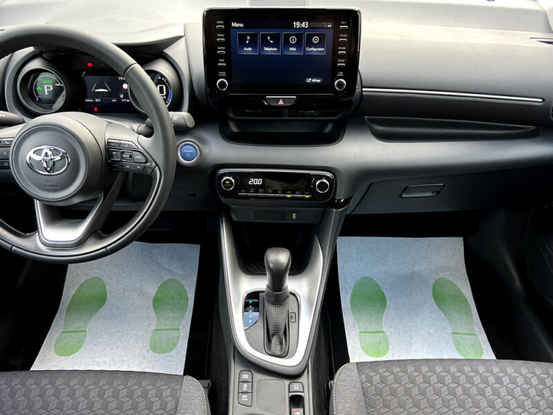 TOYOTA YARIS IV HYBRID 1.5 VVTi 90 / 116 Cv 1ERE MAIN / 117 Kms CARPLAY CAMERA KEYLESS Garantie3ans 