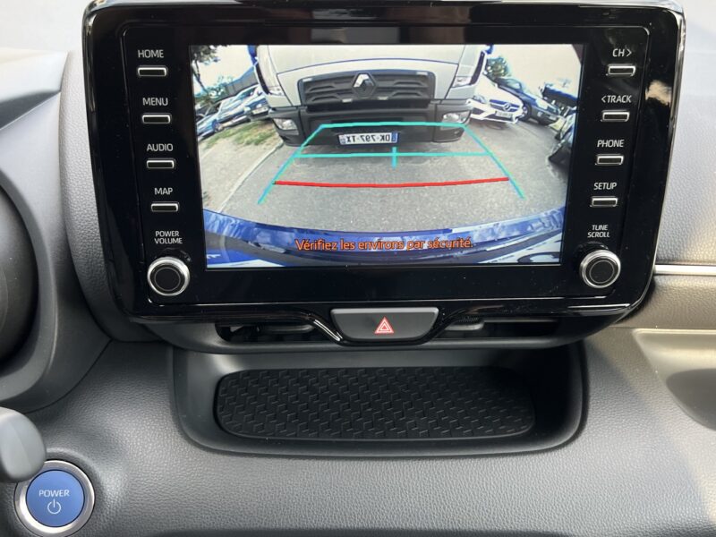 TOYOTA YARIS IV HYBRID 1.5 VVTi 90 / 116 Cv 1ERE MAIN / 117 Kms CARPLAY CAMERA KEYLESS Garantie3ans 