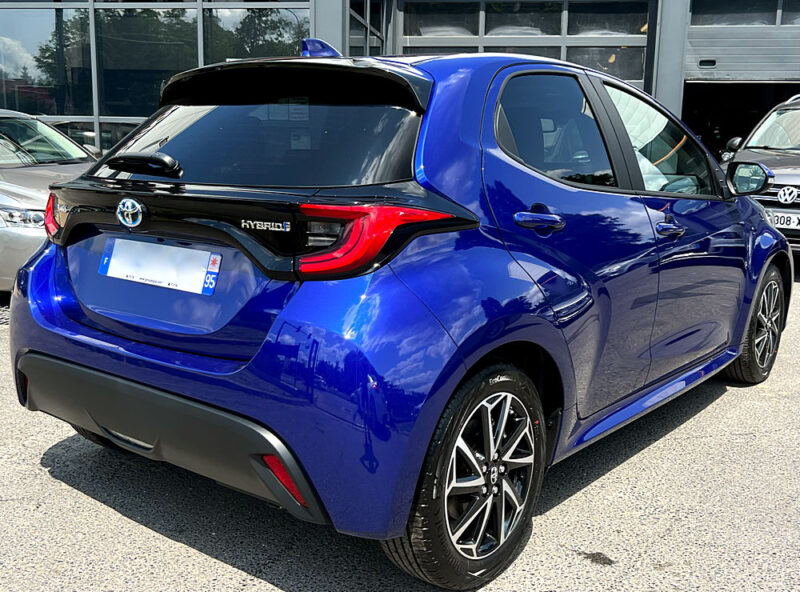 TOYOTA YARIS IV HYBRID 1.5 VVTi 90 / 116 Cv 1ERE MAIN / 117 Kms CARPLAY CAMERA KEYLESS Garantie3ans 