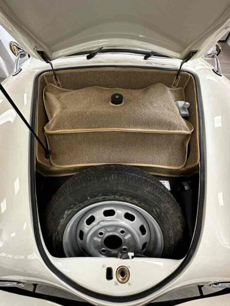 PORSCHE 356 REPLIQUE SPEEDSTER CHAMONIX REPRISE POSSIBLE