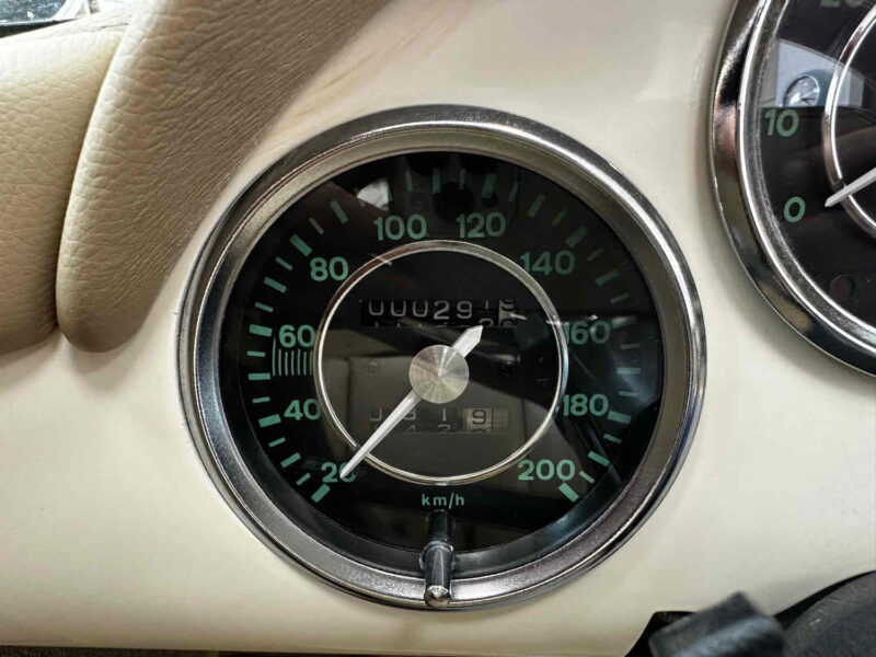 PORSCHE 356 REPLIQUE SPEEDSTER CHAMONIX REPRISE POSSIBLE