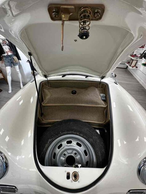 PORSCHE 356 REPLIQUE SPEEDSTER CHAMONIX REPRISE POSSIBLE