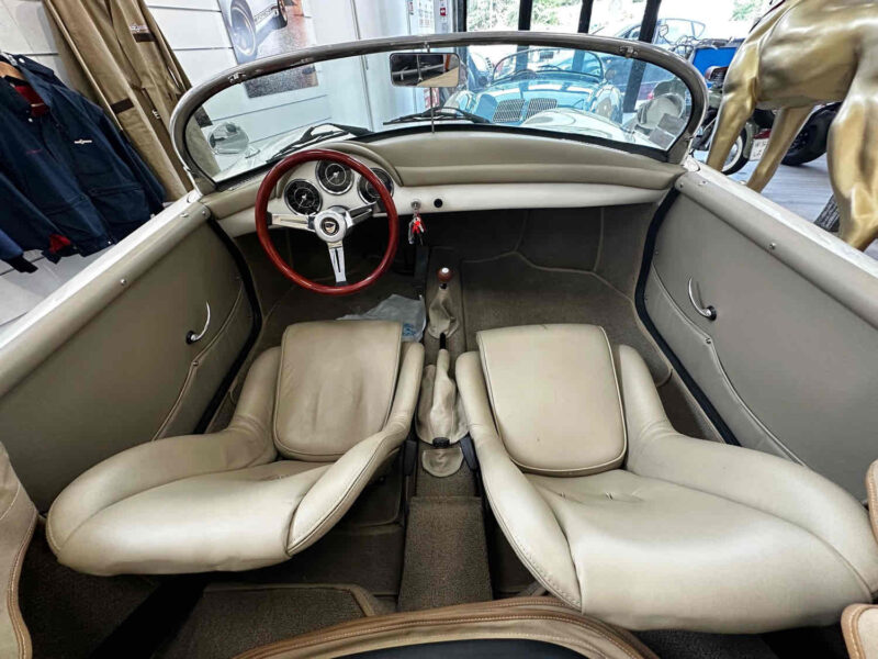 PORSCHE 356 REPLIQUE SPEEDSTER CHAMONIX REPRISE POSSIBLE