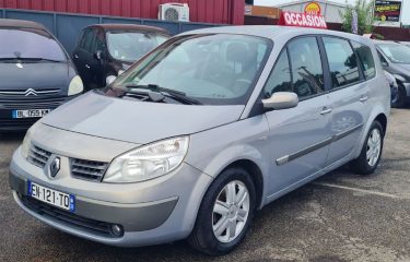 RENAULT GRAND SCÉNIC II 2005