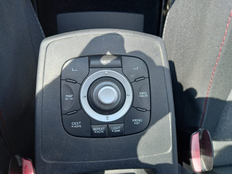 RENAULT SCÉNIC III 2014