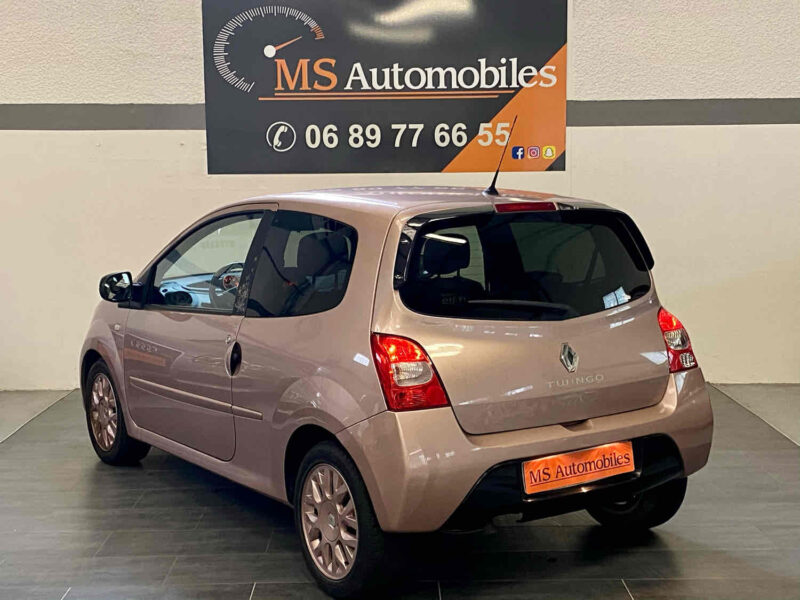RENAULT TWINGO II 2010