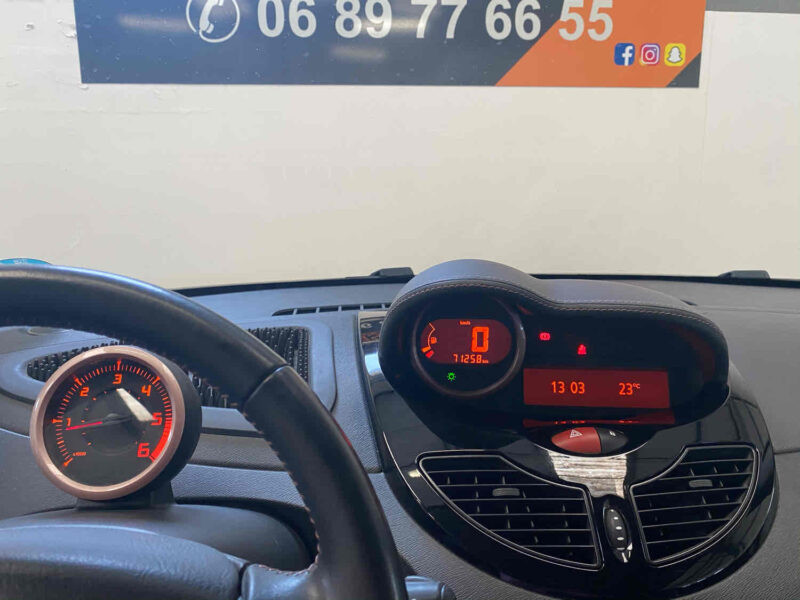 RENAULT TWINGO II 2010