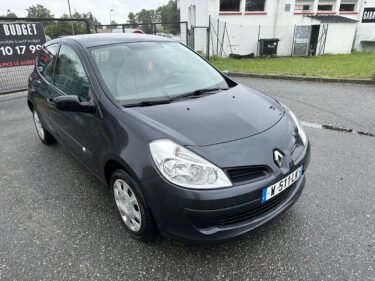 RENAULT CLIO III 1.5 DCI AUTHENTIQUE